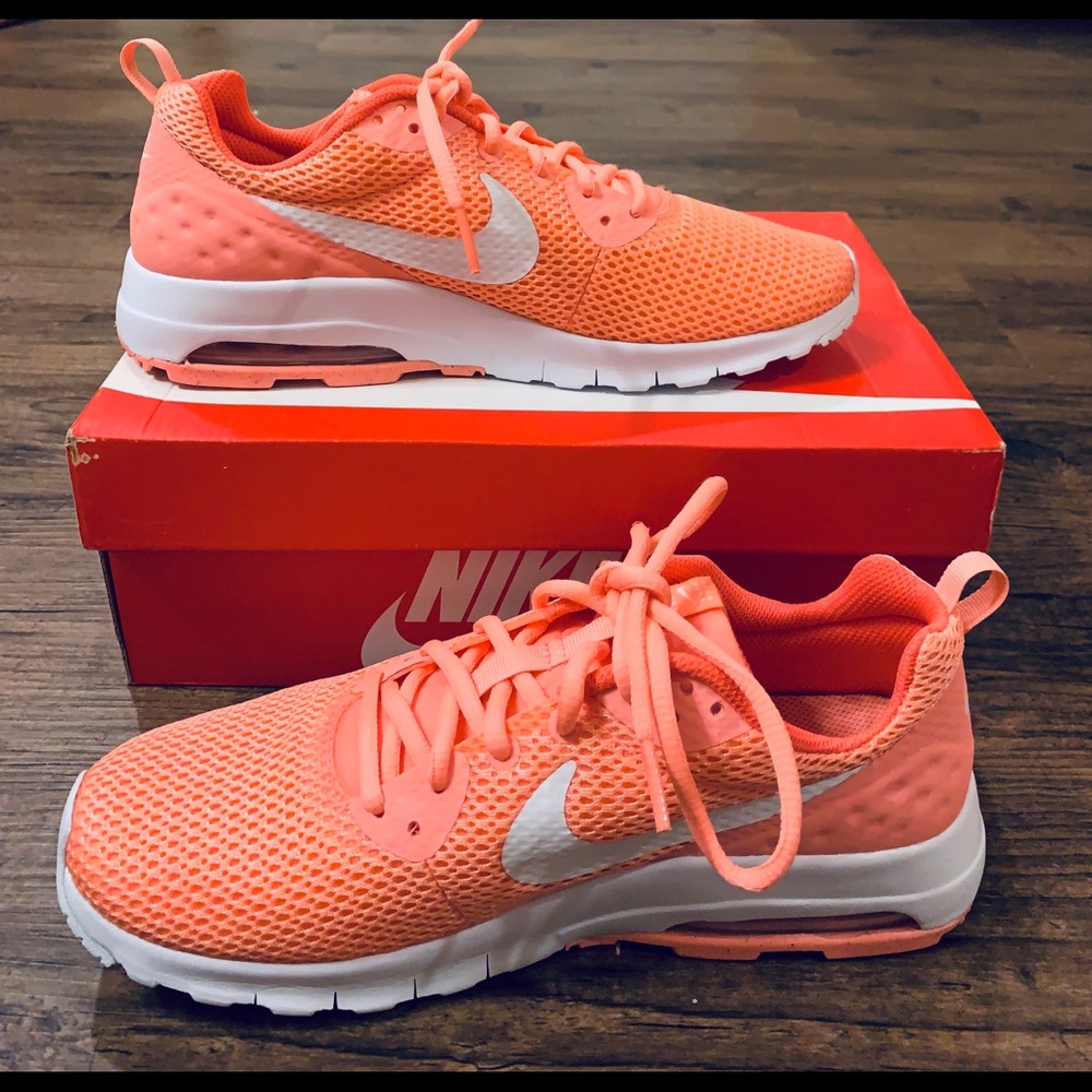 Nike Air Max SZ-7